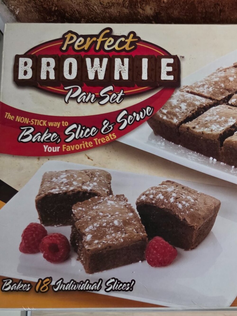 Perfect Brownie Pan Set - New in Box!